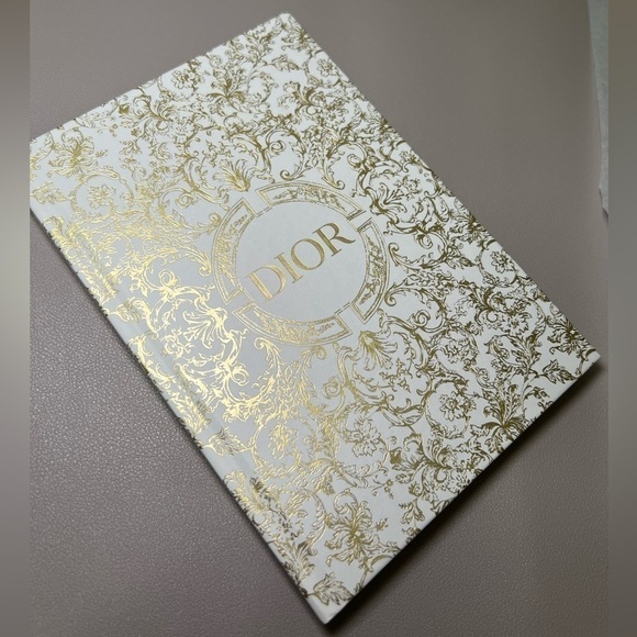 New Dior Notebook Holiday 2023 Edition. 7” x 5”. - Picture 4 of 9